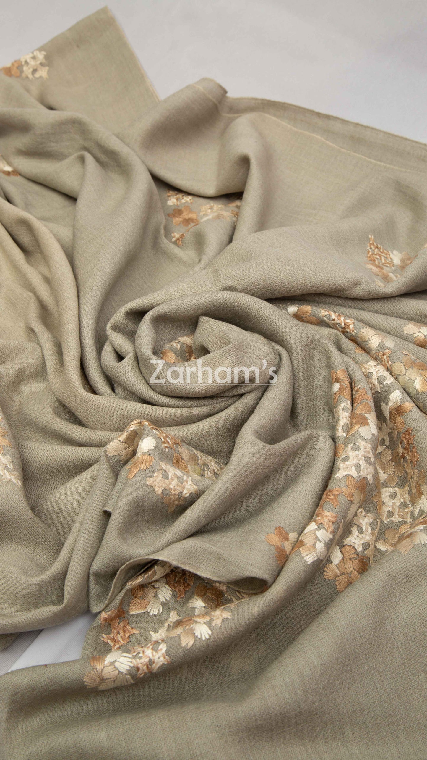 Handmade Premium quality Balochi Embroidery Himalayan Woolen Pashmina Shawl