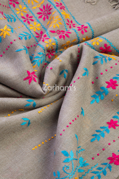 100% Handmade Premium quality Embroided Himalayan Pashmina Woolen Shawl